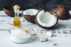 Read more about the article नारियल तेल के बारे में गलत धारणाएँ  |wrong perceptions of coconut oil|